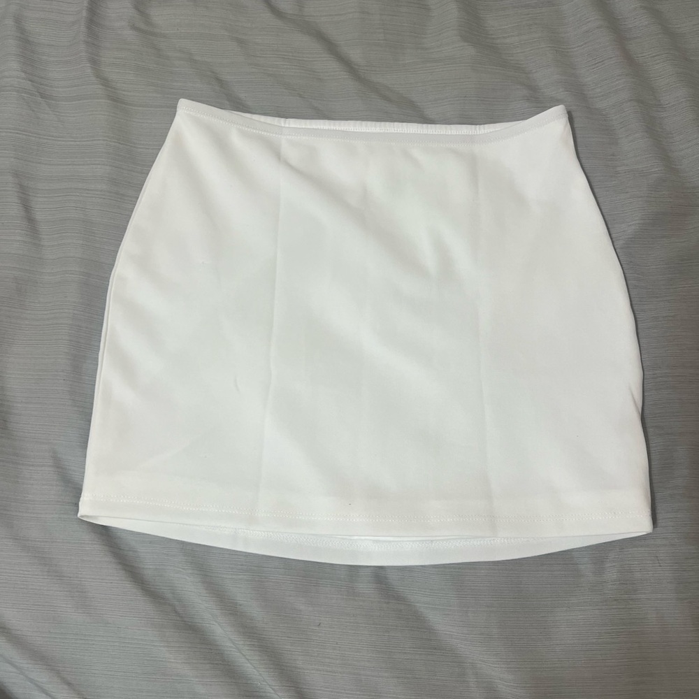 Amazon White Pencil Mini Skirt for Cocktail